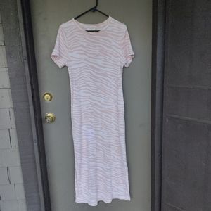 Daily Practice Anthropologie Pink Zebra Print Waffle Knit T-shirt Maxi D…